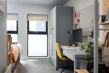 Cosy Plus at The Storehouse, Central Road, City Centre, Leeds, LS16BX - Image 2