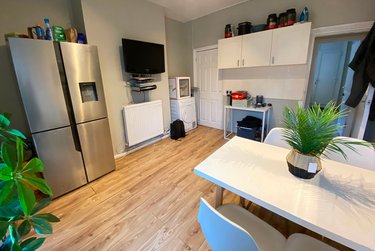 4 bed house, Eastwood Road, Sharrowvale, Sheffield, S118QE - Image 1