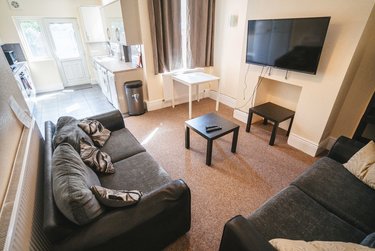 5 bed house, Ecclesall Road, Sharrowvale, Sheffield, S118RE - Image 2