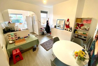 3 bed house, Springvale Road, Crookesmoor, Sheffield, S101LL - Image 1