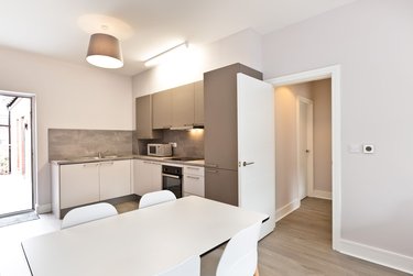 2 bed flat, 25 Baron Street, Heeley, Sheffield, S14AU - Image 4