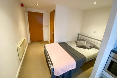 1 bed studio, Filey Lane, Broomhall, Sheffield, S37BR - Image 4