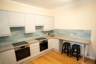 8 bed house, Holberry Gardens, Broomhall, Sheffield, S102FR - Image 2
