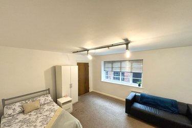 1 bed studio, Arundel Street, City Centre, Devonshire Green, Sheffield, S14FL - Image 1