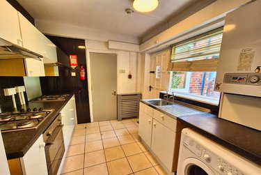 6 bed house, Alderson Place, Highfield, Sheffield, S24UG - Image 6