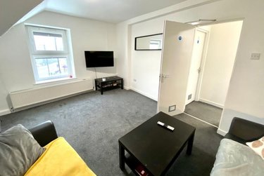 3 bed house, 83a Junction Road, Sharrowvale, Sheffield, S118XA - Image 2