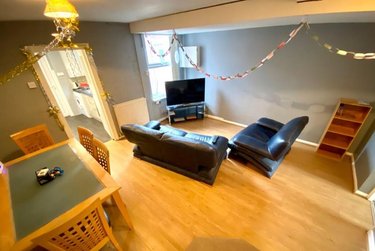 2 bed house, 464A Ecclesall Road, Sharrowvale, Sheffield, S118PX - Image 1
