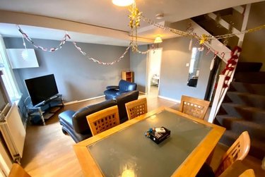 2 bed house, 464A Ecclesall Road, Sharrowvale, Sheffield, S118PX - Image 2