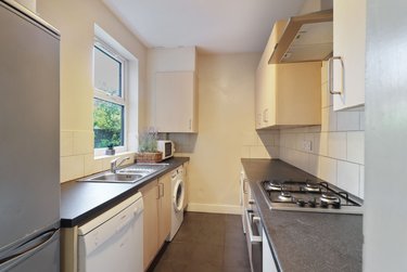 3 bed house, Queens Road, Heeley, Sheffield, S24DH - Image 4