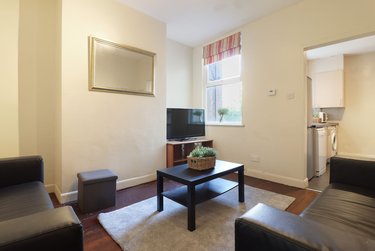 3 bed house, Queens Road, Heeley, Sheffield, S24DH - Image 2