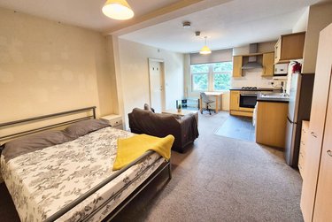 1 bed studio, Studio 3 607-609 Ecclesall Road, Ecclesall, Sheffield, S118PT - Image 1