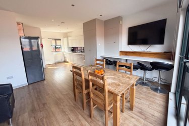 5 bed house, Dun Fields, Kelham Island, Sheffield, S38AY - Image 4