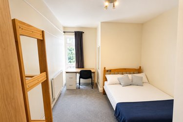 4 bed house, 535A Ecclesall Road, Sharrowvale, Sheffield, S118PR - Image 1