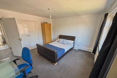 3 bed flat, Berkeley Precinct, Sharrowvale, Sheffield, S118PN - Image 2