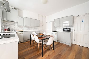 5 bed house, Crookes Road, Endcliffe, Sheffield, S105BA - Image 2