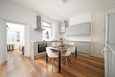 5 bed house, Crookes Road, Endcliffe, Sheffield, S105BA - Image 1