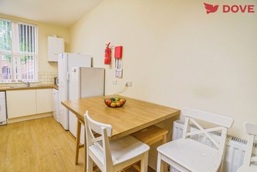 6 bed house, Cemetery Road, Sharrow, Sheffield, S118FQ - Image 3