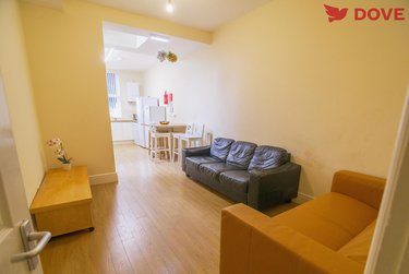 6 bed house, Cemetery Road, Sharrow, Sheffield, S118FQ - Image 4