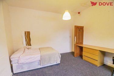 7 bed house, Holberry Gardens, Broomhall, Sheffield, S102FR - Image 13