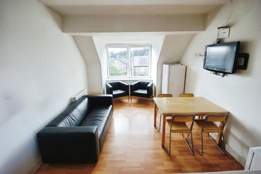 1 bed house, 57b Norfolk Road, Heeley, Sheffield, S22SW - Image 2
