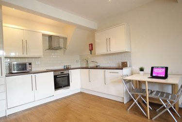 3 bed house, 11a Rustlings Road, Endcliffe, Sheffield, S117AA - Image 1
