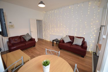 1 bed house, Pomona Street, Sharrow, Sheffield, S118JL - Image 2