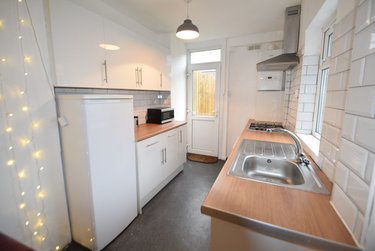 1 bed house, Pomona Street, Sharrow, Sheffield, S118JL - Image 4