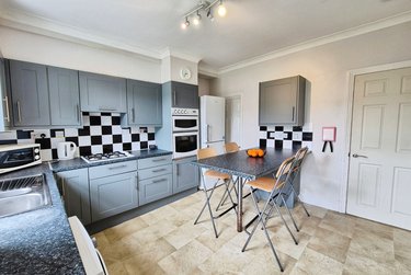 4 bed house, Salisbury Road, Crookes, St Vincents Quarter, Sheffield, S101WB - Image 3