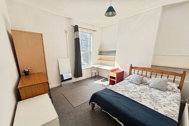 2 bed flat, 740a Ecclesall Road, Ecclesall, Sheffield, S118TB - Image 4