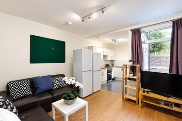 5 bed house, Thompson Road, Ecclesall, Sharrowvale, Sheffield, S118RA - Image 1
