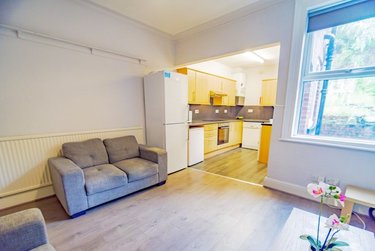4 bed house, Westbrook Bank, Sharrowvale, Sheffield, S118YJ - Image 1