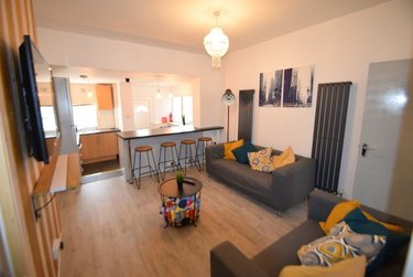 5 bed house, Cobden View Road, St Vincents Quarter, Sheffield, S101HS - Image 2