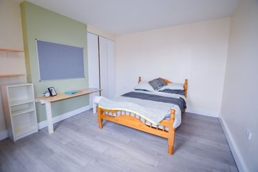 7 bed house, Broomspring Lane, Devonshire Green, Sheffield, S102FB - Image 5