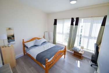 7 bed house, Broomspring Lane, Devonshire Green, Sheffield, S102FB - Image 6