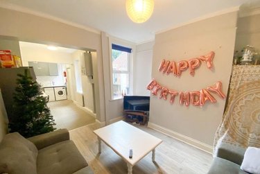 5 bed house, Western Road, Crookes, Sheffield, S101LF - Image 2