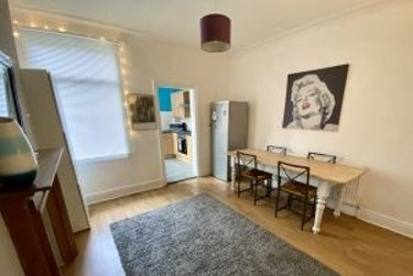 4 bed house, Pinner Road, Sharrowvale, Sheffield, S118UG - Image 3