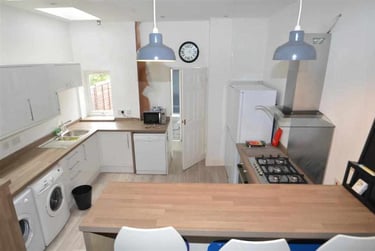 6 bed house, Heeley Road, Selly Park, Birmingham, B296EJ - Image 4