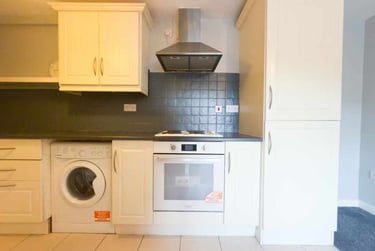 1 bed flat, Llandaff North, Llandaff, Cardiff, CF142NA - Image 3