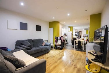 7 bed house, Hubert Road, Selly Park, Birmingham, B296EP - Image 4