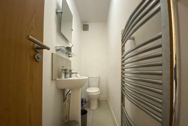 1 bed flat, Roath, Plasnewydd, Cardiff, CF243BT - Image 12