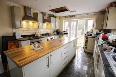 8 bed house, Bournbrook Road, Selly Park, Birmingham, B297DD - Image 1
