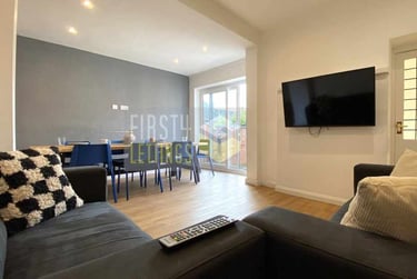8 bed house, Clarendon Park Road, Clarendon Park, Leicester, LE23AQ - Image 1