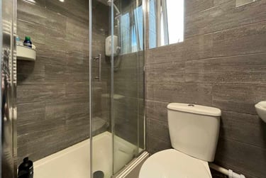 5 bed house, Cathays, Cardiff, CF244AW - Image 3