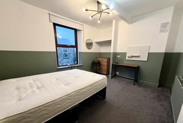 4 bed house, Howard Road, Crookesmoor, Sheffield, S63RU - Image 1