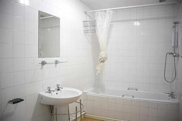2 bed flat, Raddlebarn Road, Selly Park, Birmingham, B296HQ - Image 6