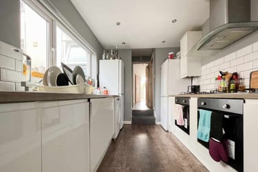 8 bed house, Cathays, Cardiff, CF244DE - Image 3