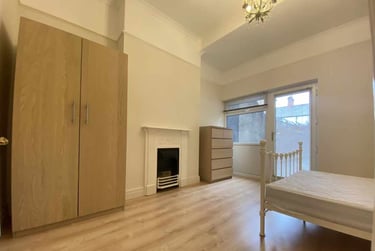 2 bed house, Roath, Penylan, Cardiff, CF235EH - Image 7