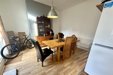 6 bed house, Junction Road, Sharrowvale, Sheffield, S118XA - Image 2