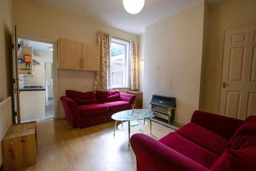 4 bed house, Harrow Road, Selly Park, Birmingham, B297DN - Image 2