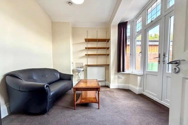 8 bed house, Velwell Road, St Sidwells, Exeter, EX44LE - Image 6